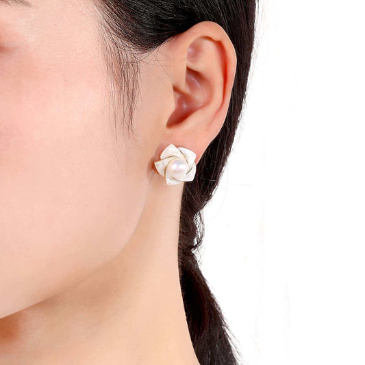 Camellia Seashell Natural Freshwater Pearl Stud Earrings - Bjeul