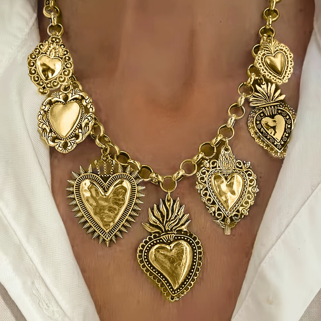 Chain of Heart Pendants - Unique Design Women's Fashion Accessory - Bjeul