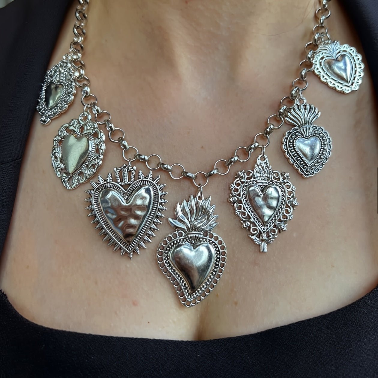 Chain of Heart Pendants - Unique Design Women's Fashion Accessory - Bjeul