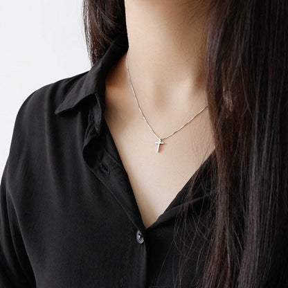 Classic Cross Necklace - Bjeul