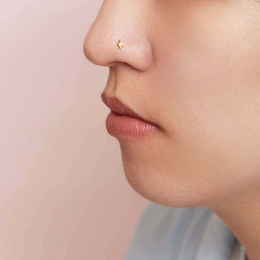 Cute Mini Lighting 925 Sterling Silver L Shape Nose Stud (Single) - Bjeul