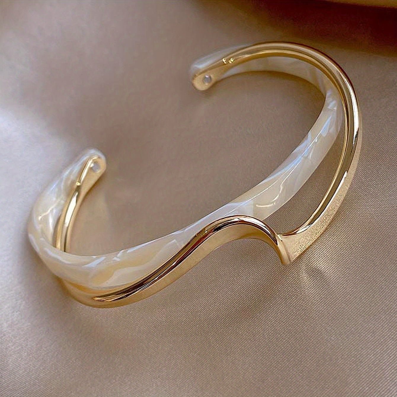 Wave Shape Cuff Bangle Inlaid Faux Pearl, Women's Minimalist Style Jewelry - Bjeul