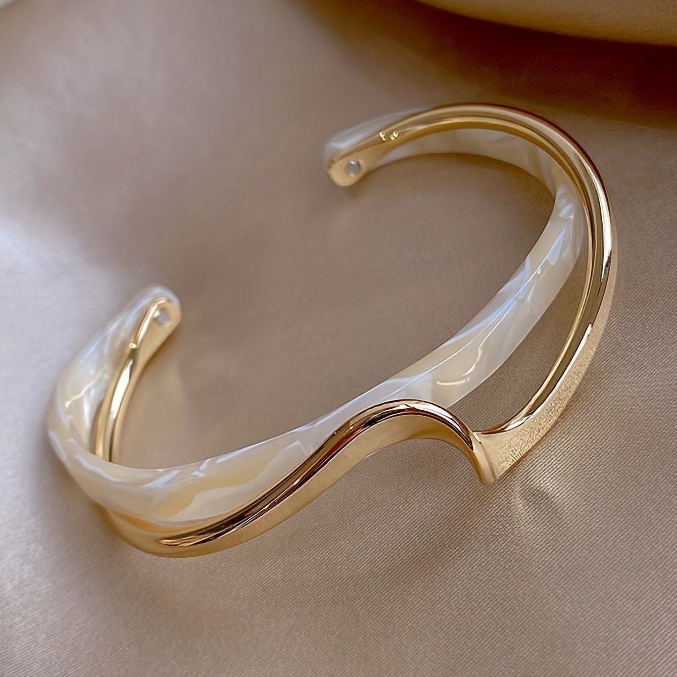 Wave Shape Cuff Bangle Inlaid Faux Pearl, Women's Minimalist Style Jewelry - Bjeul